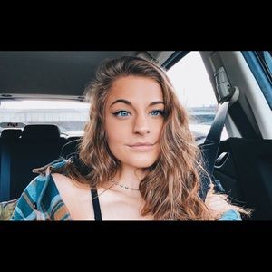 Meet your Posher, Haley